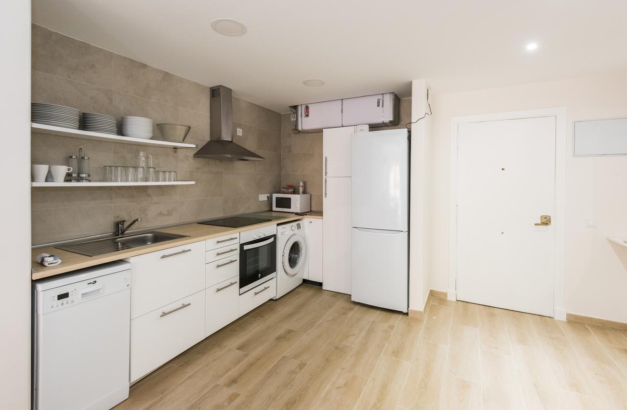 Piso En Edificio Barroco Madrid. Apartment Luaran gambar